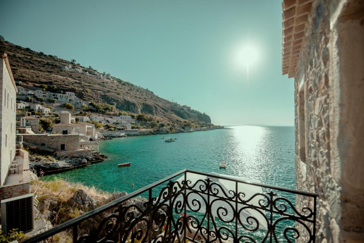 Limeni Villa