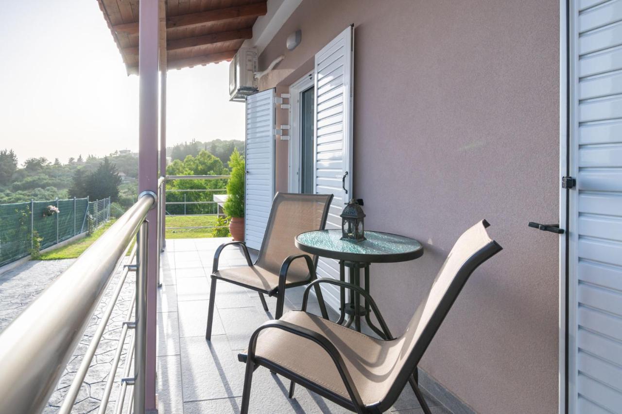 Fotini Apartment *
