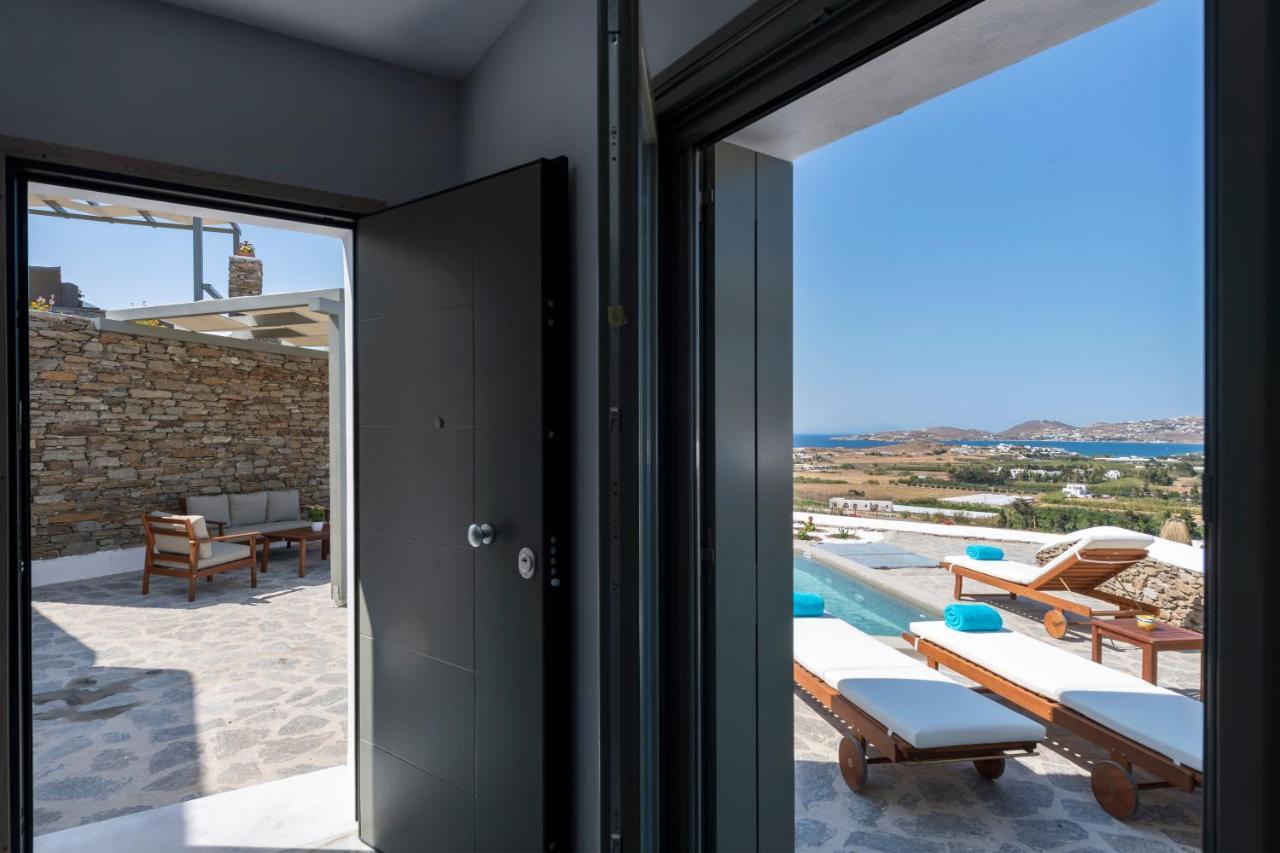 Peters Place - Paros * Parasporos