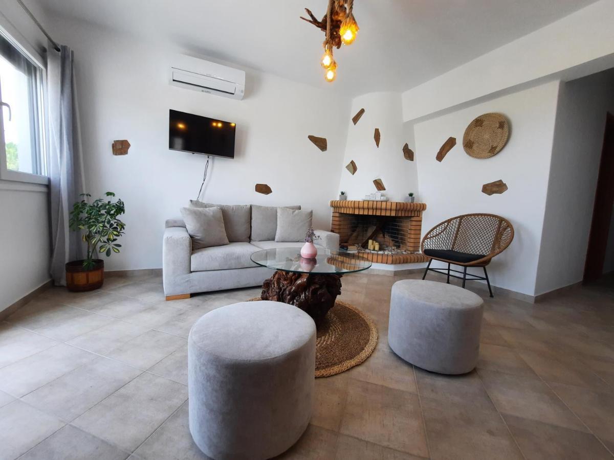 Janakos View With Private Pool