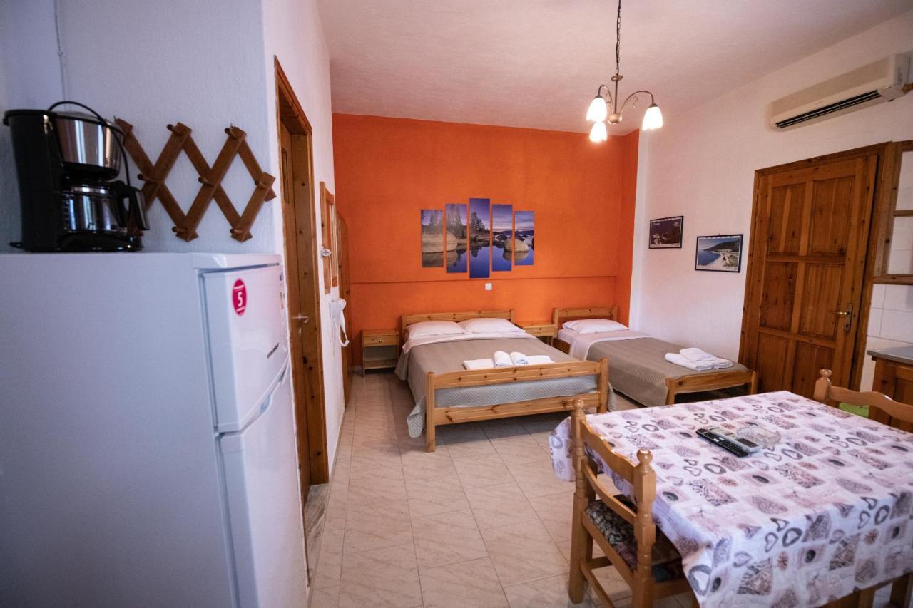 Eleni Neo Klima Guest house Skopelos Town