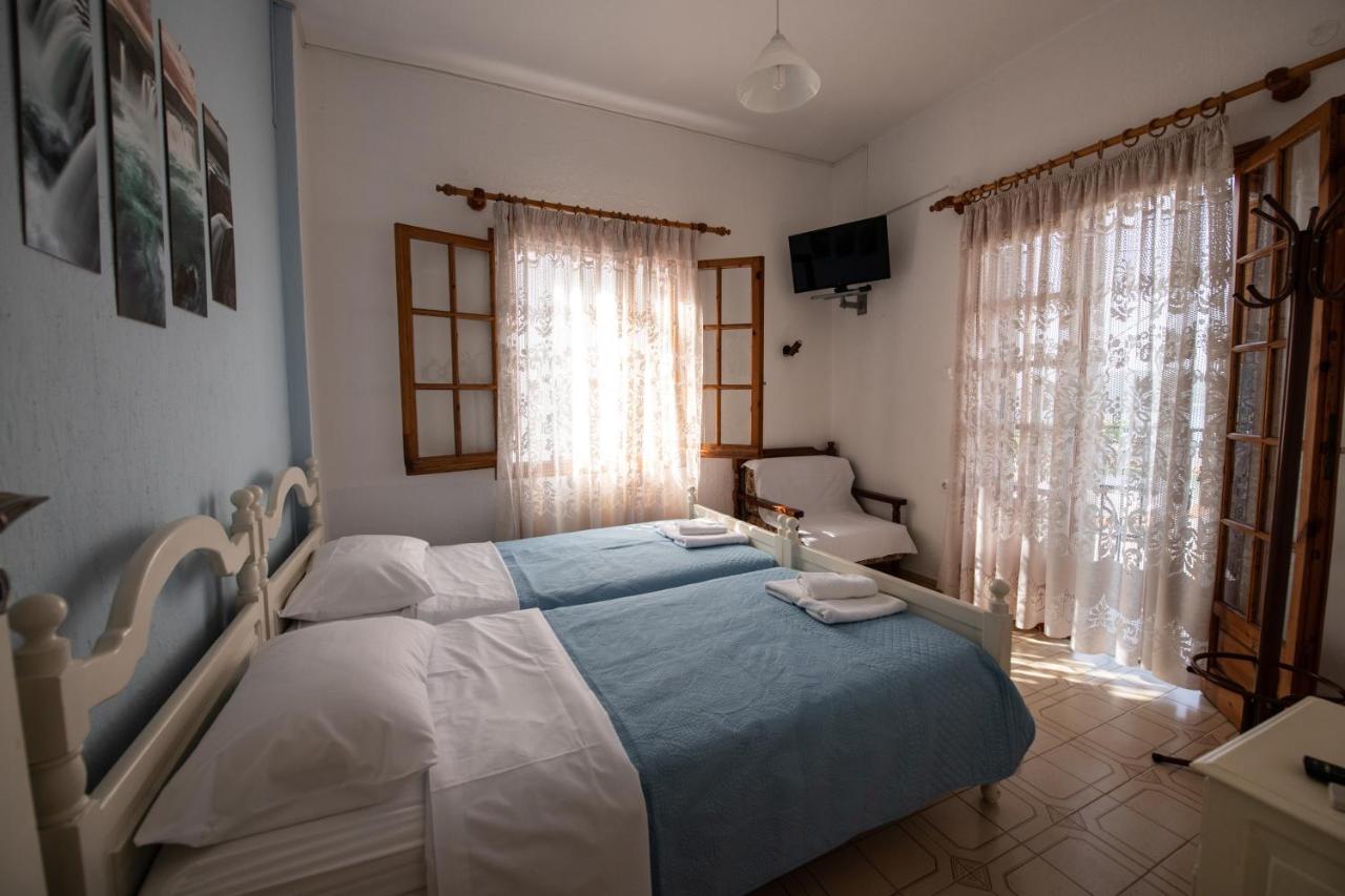 Eleni Neo Klima Skopelos Town