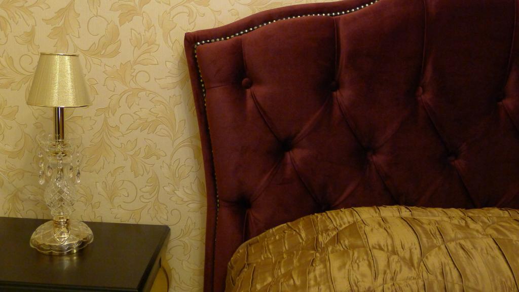 George & Sia's House Apartment