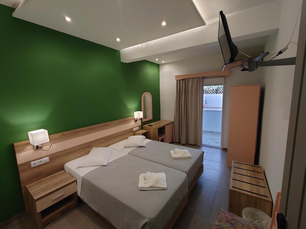 Ifigenia Skiathos Town