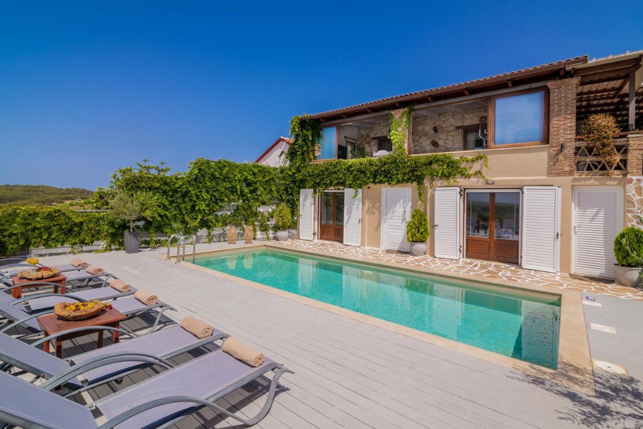 Villa Tramonto With Private Heated Pool, By Zantewize