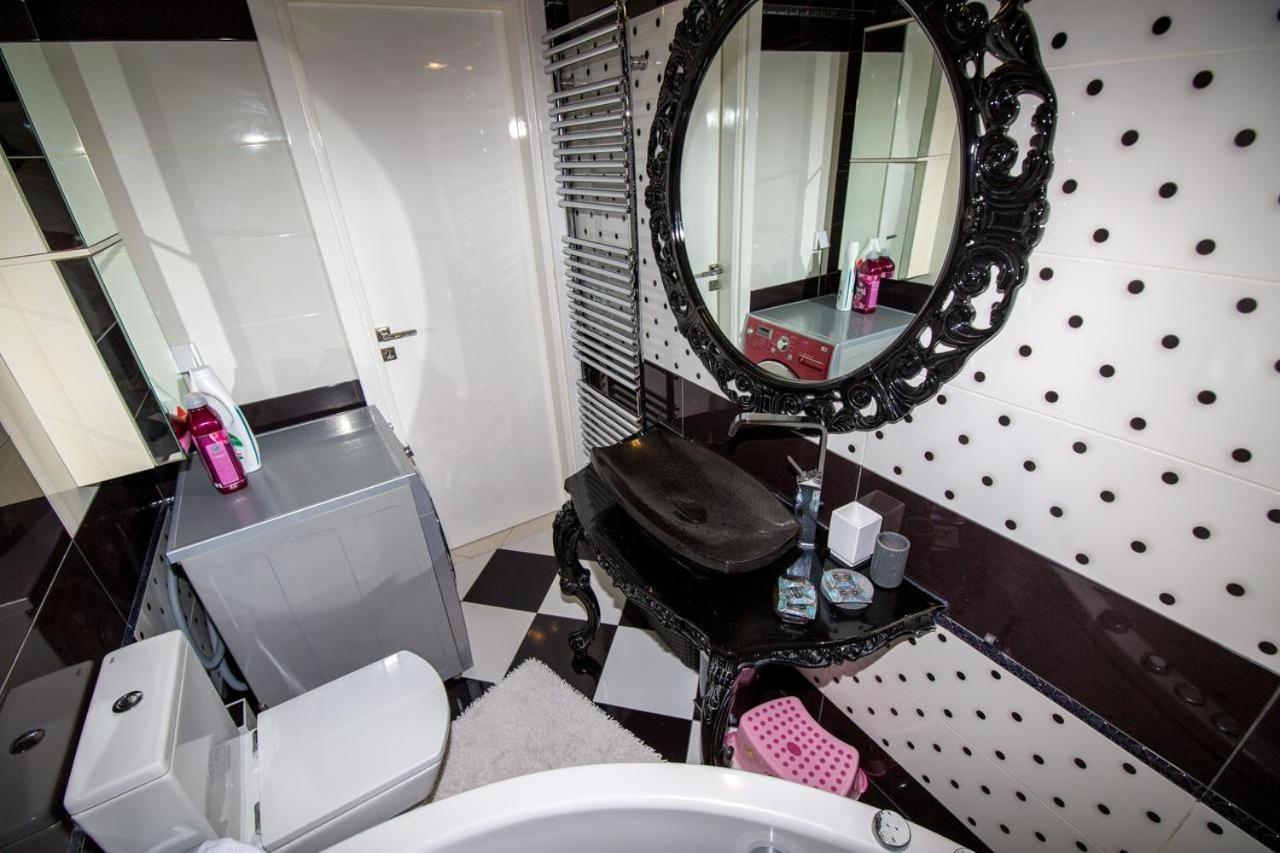 Helen Luxury Loft Design Meisonette-apartment Apartment