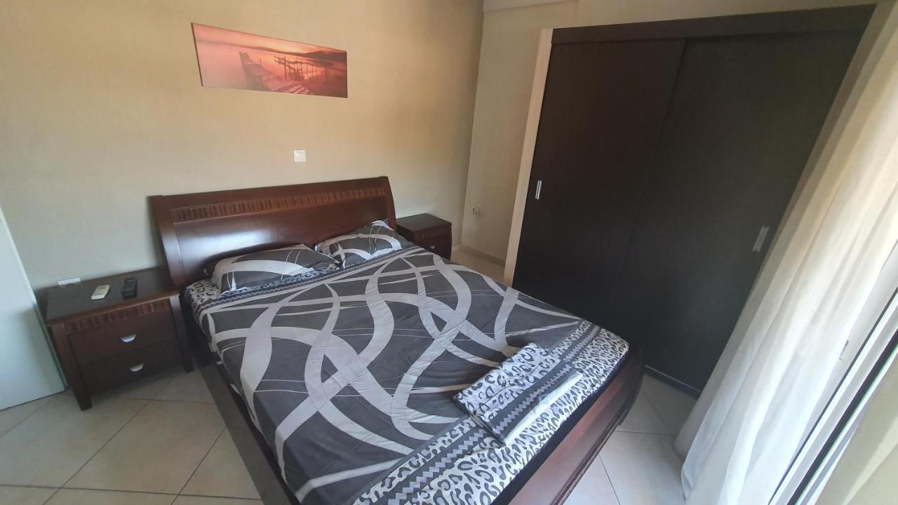 Christos House-- Comfortable With Great View And Private Parking ! Apartment