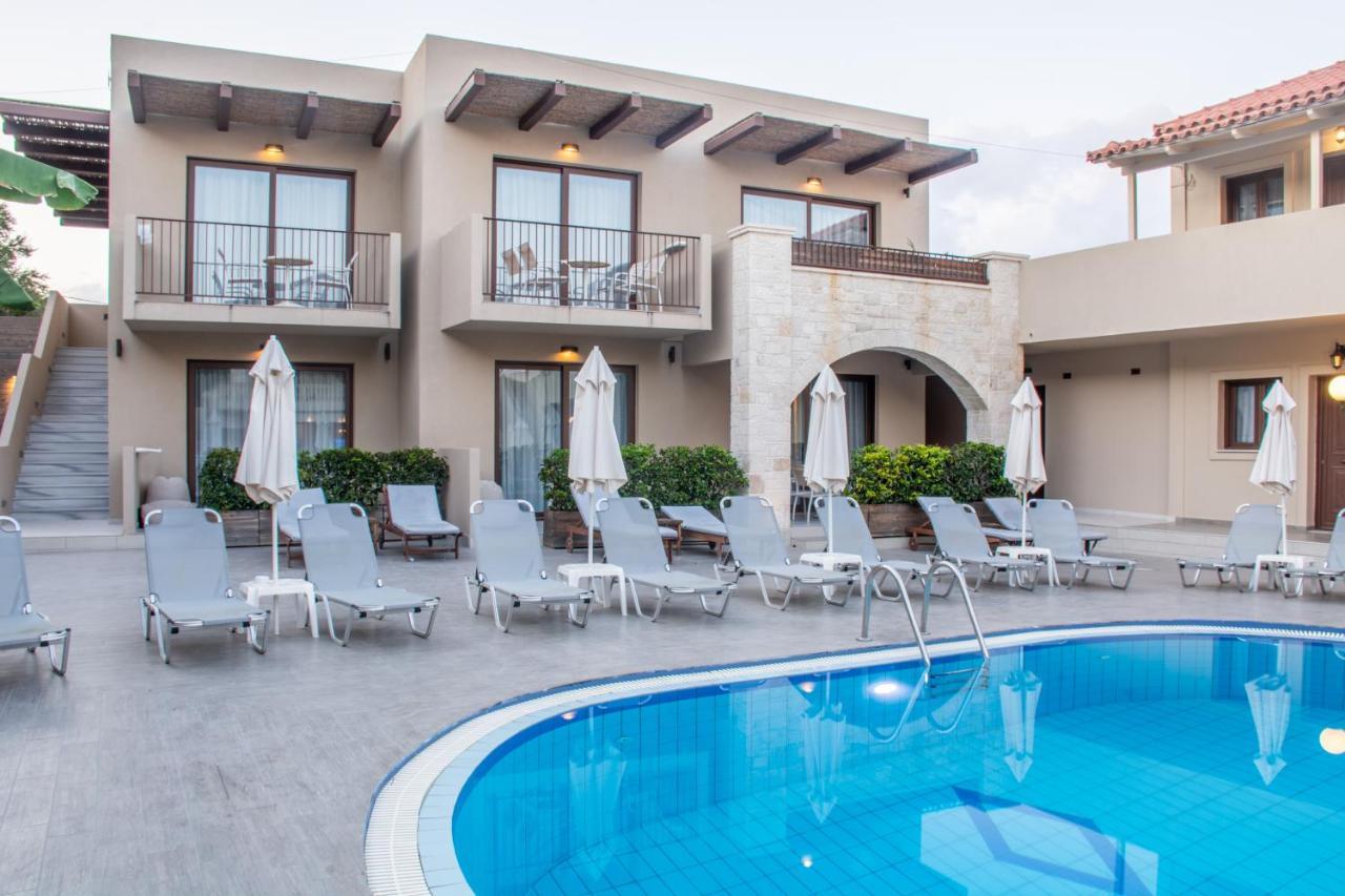 Aparthotel Lazaros Hotel Resort