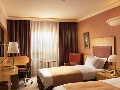 Hotel Attica Av, Airport W. By Ihg