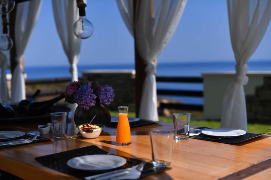Toxotis Villas *