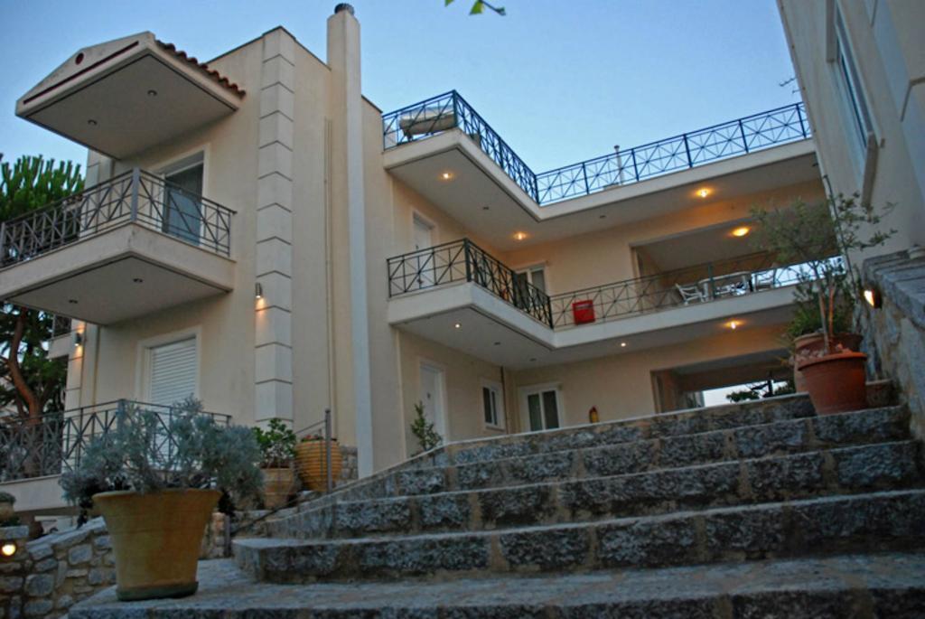 Apartment Areti & Maria Gythio