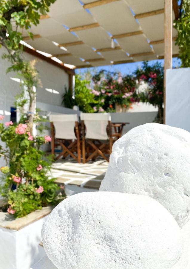 Dina Naxos * Agios Prokopios (Naxos)