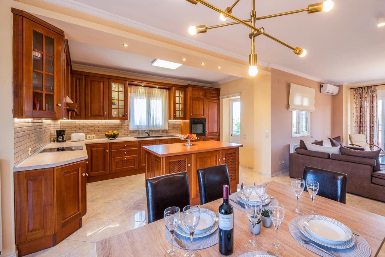 Hill House Apartment Kanali (Corfu)
