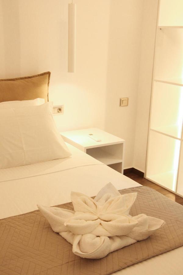 Polymnia Luxury *