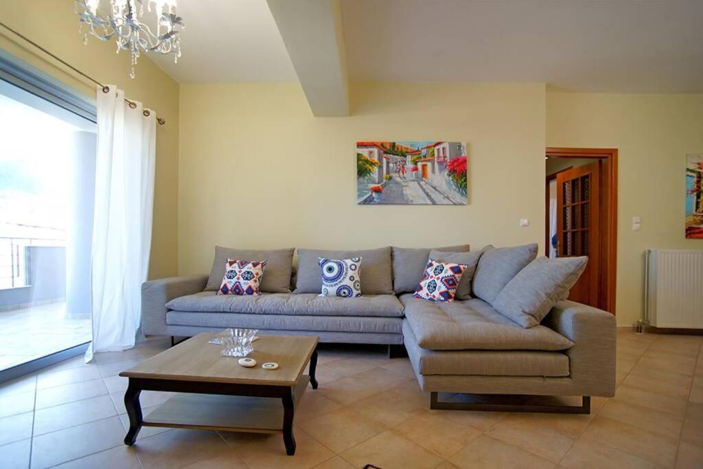 Luxury Kyparissia