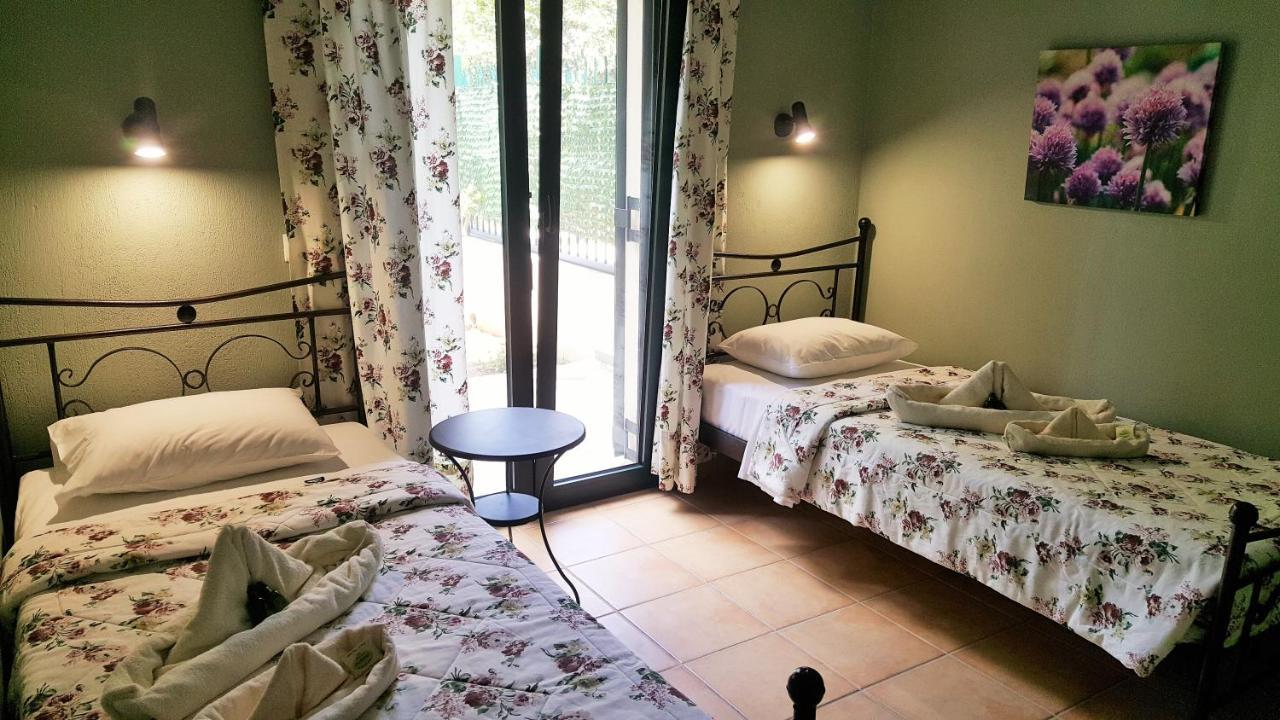 Elios Petit Village * Neo Klima