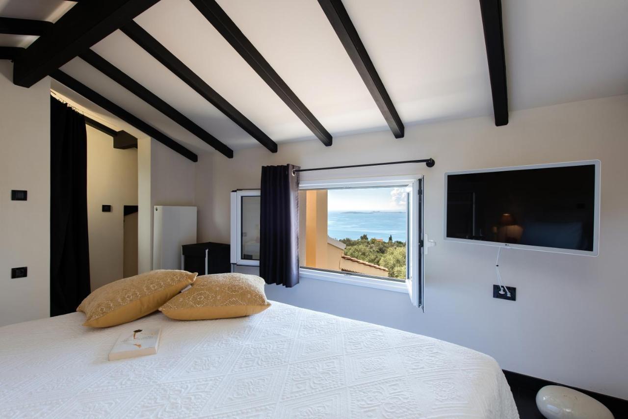 Terra Rossa By Konnect, Views To Ionian Sea Villa Spartylas