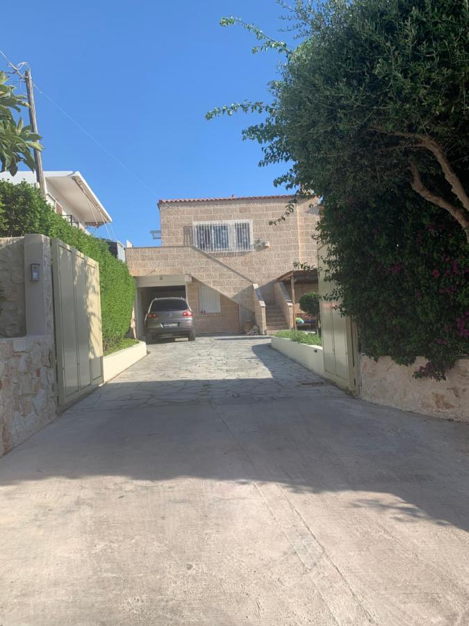 Holiday home Agia Marina 5m Walk To The With Private Pool Agia Marina (Attica)