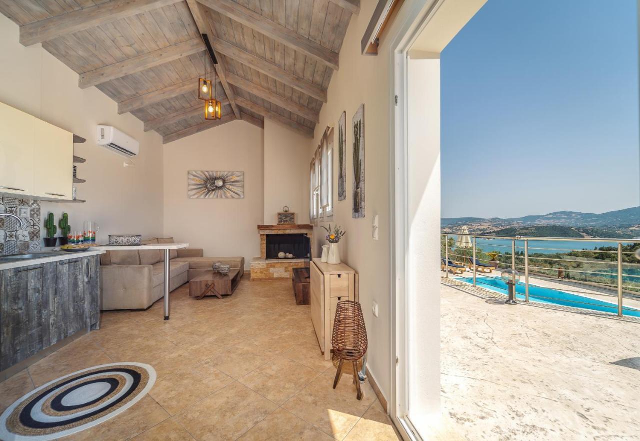 Koumaries * Lygia (Lefkada)