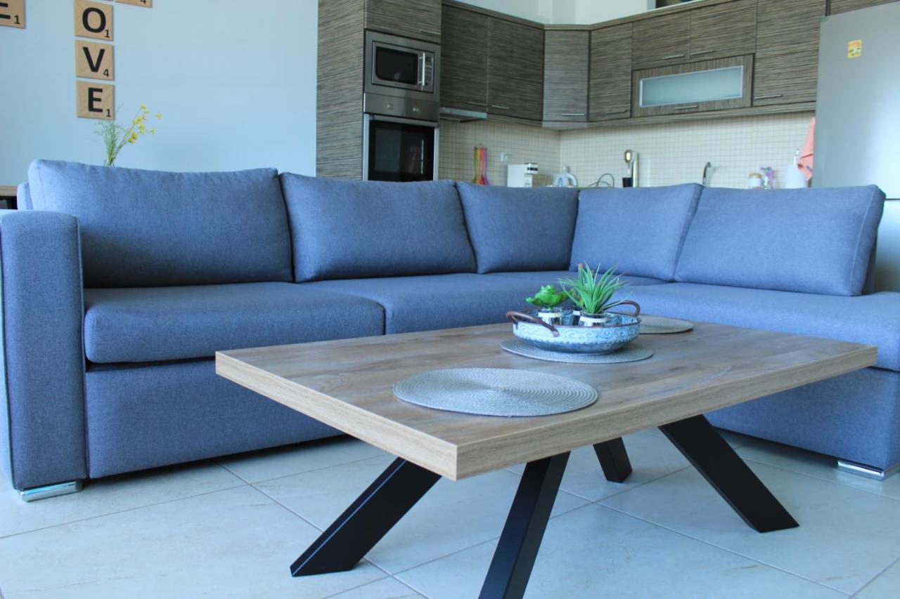 Lakis Luxury