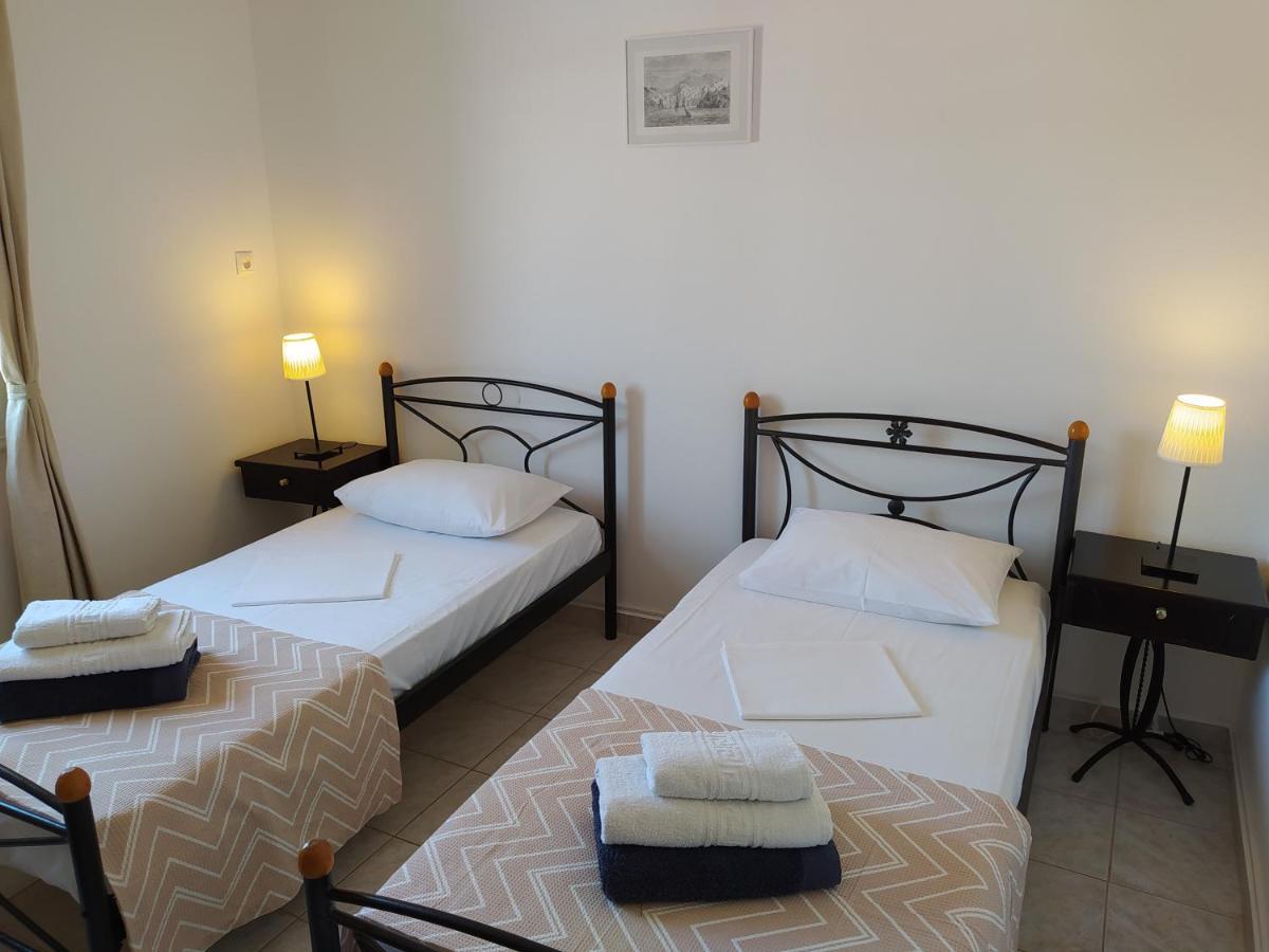 Holiday home Hydra's View House