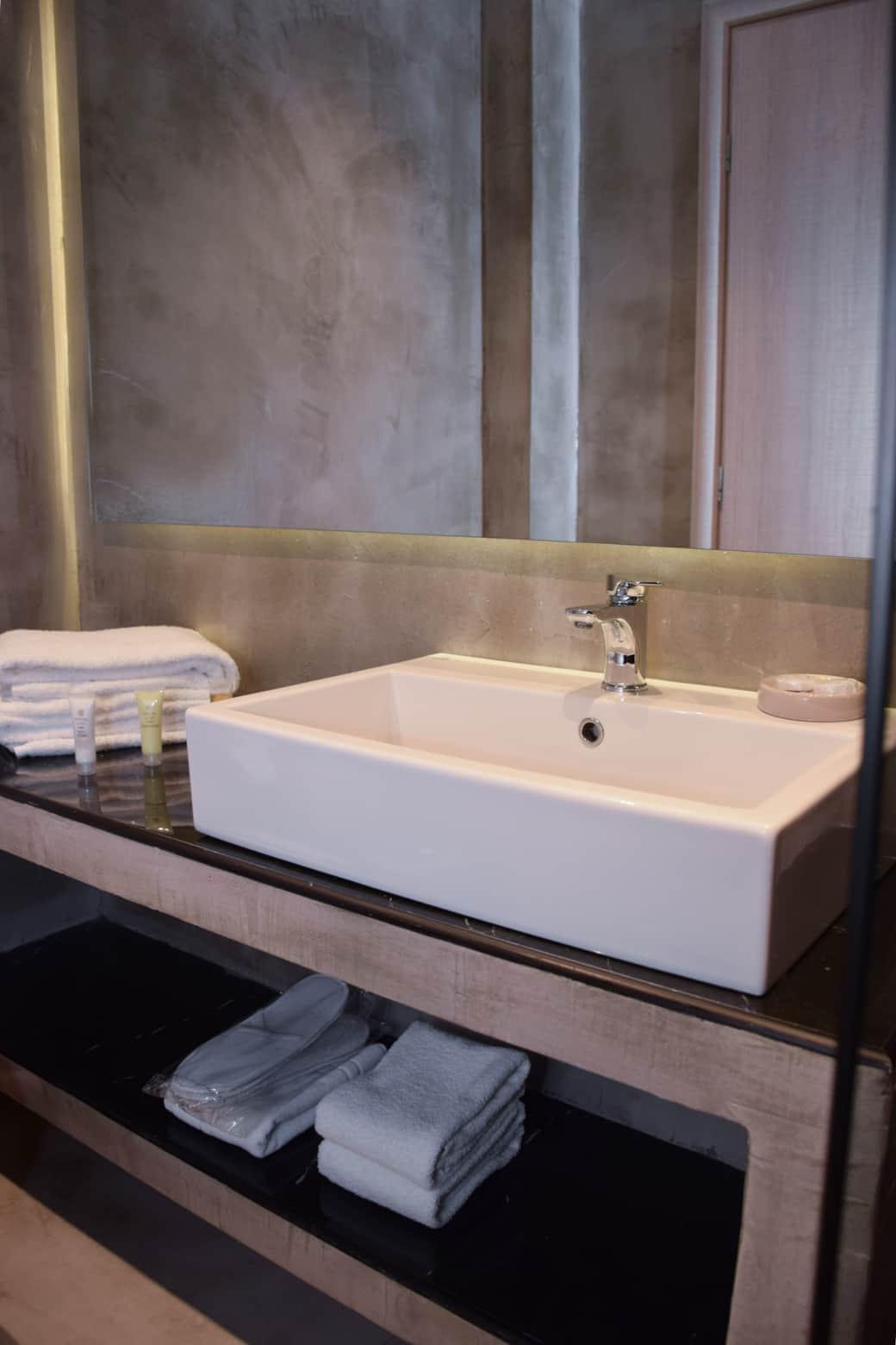 Alter Hotel 2*