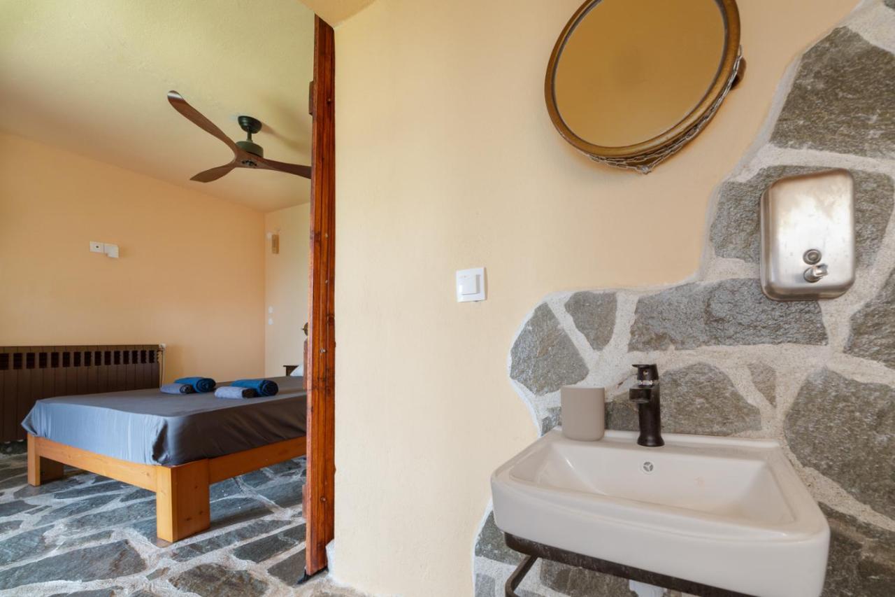 Holiday home & Blue Experience Mola Kalyva