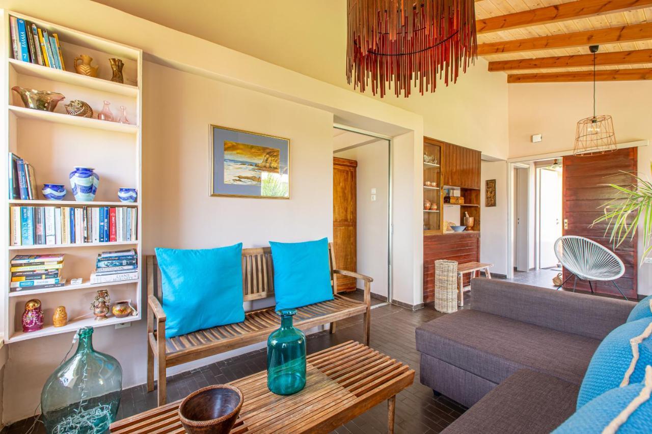 Anna's Sea House Near To A Sandy Beach! Kato Daratso