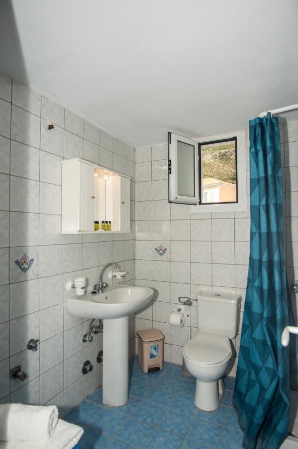 Folies Apartment *