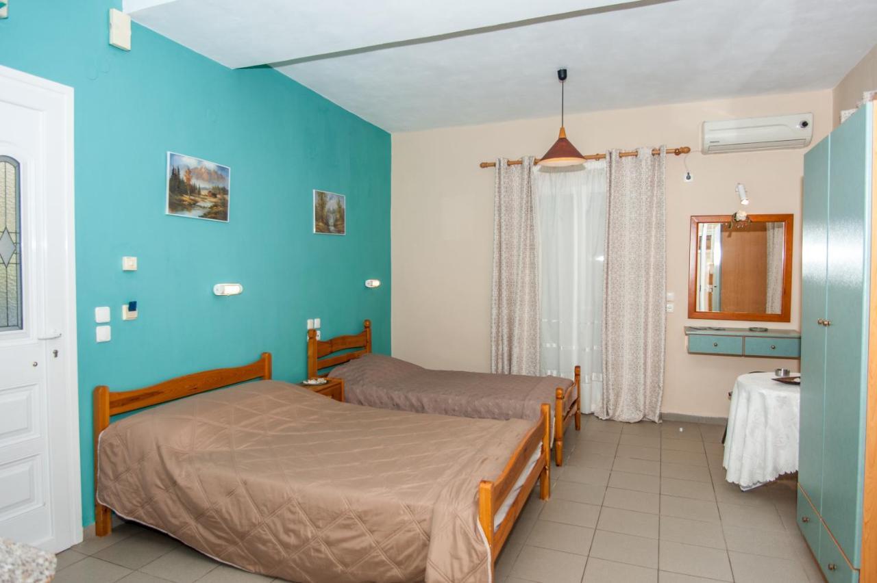 Folies Apartment *