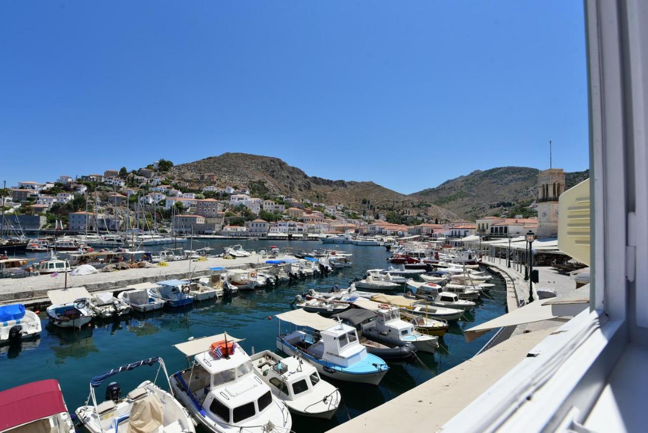 Hydra Hospitality Port Villa *