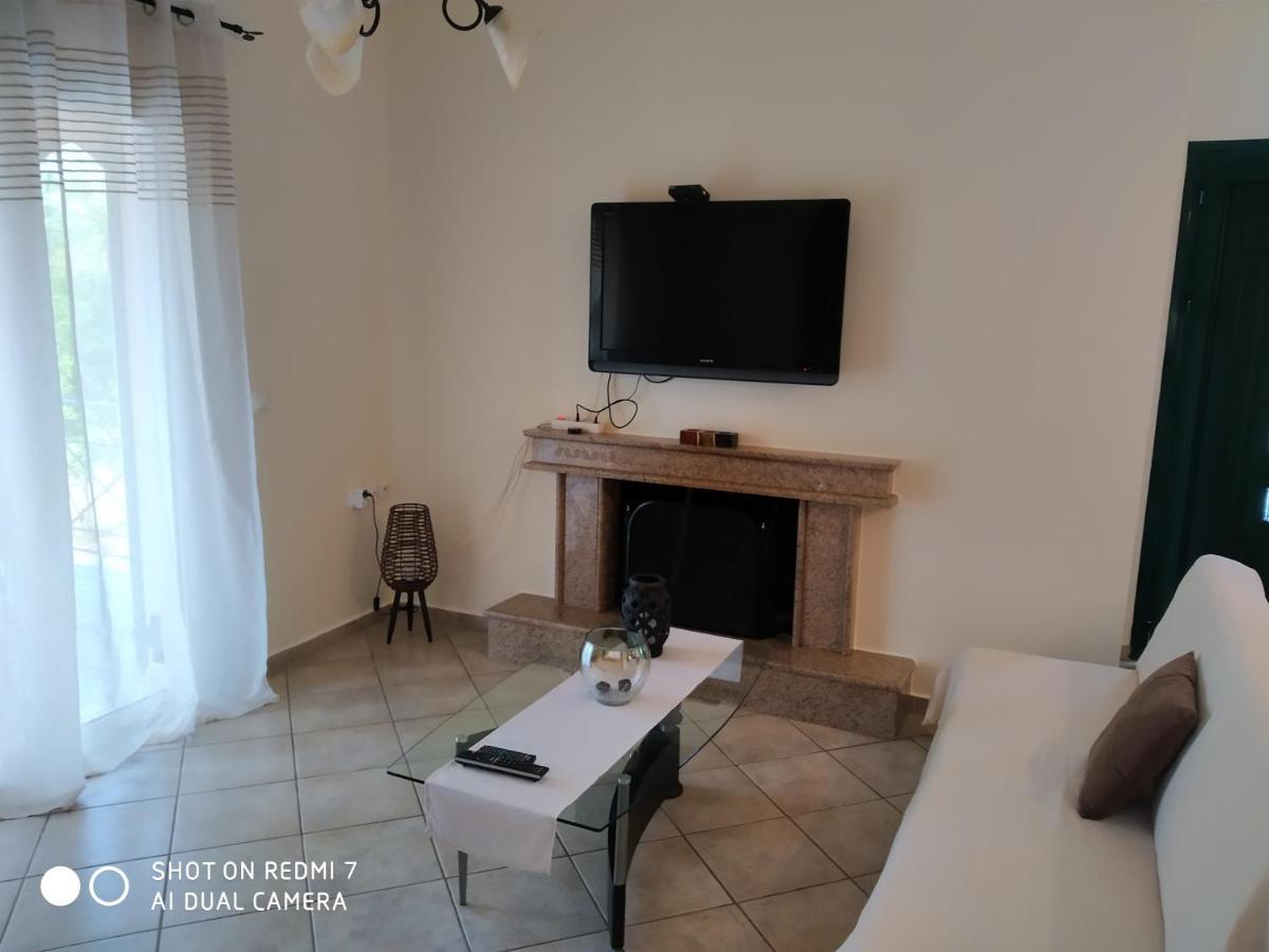 Eleftheria Holiday home *