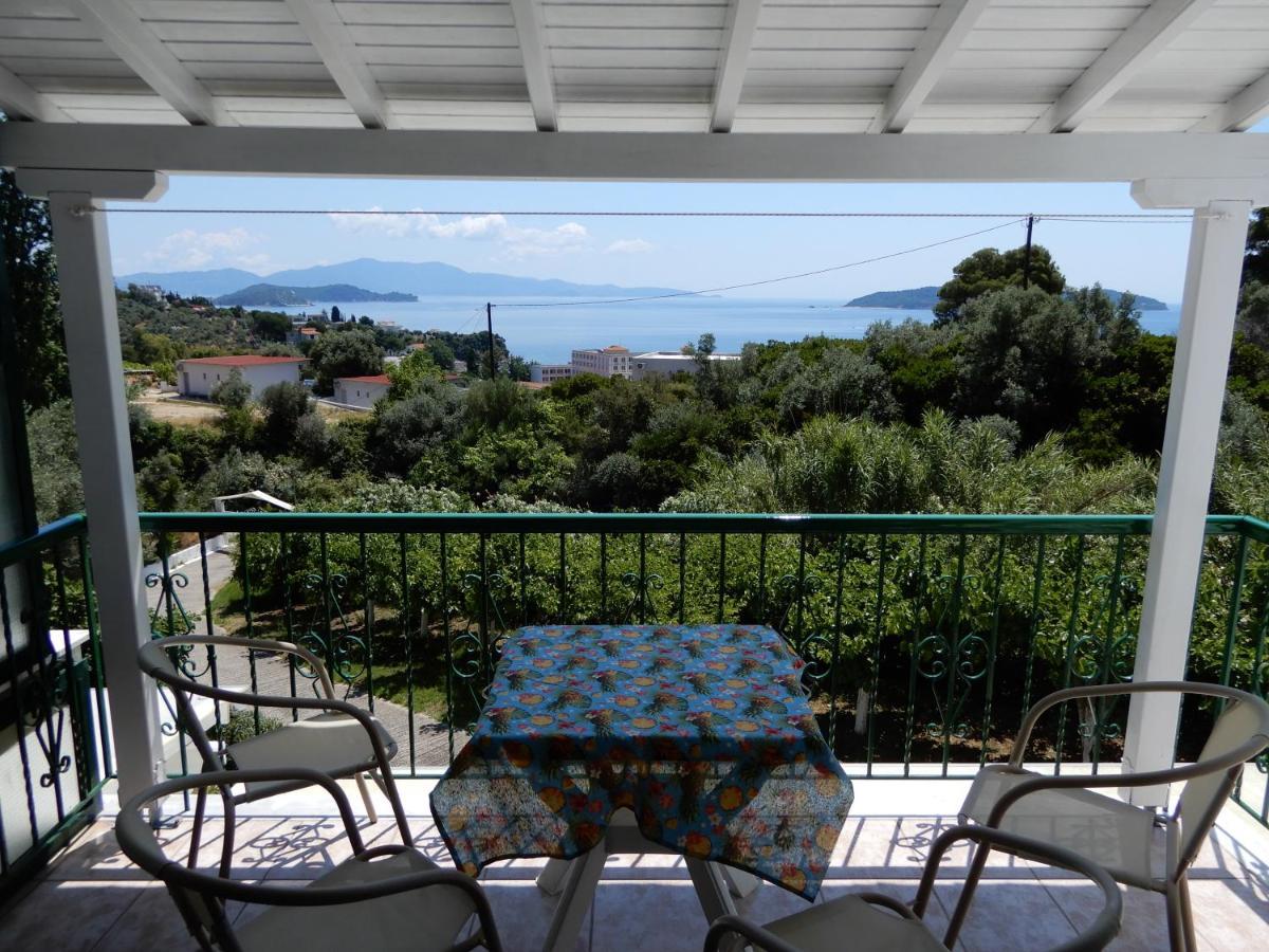 Teozenia Apartment