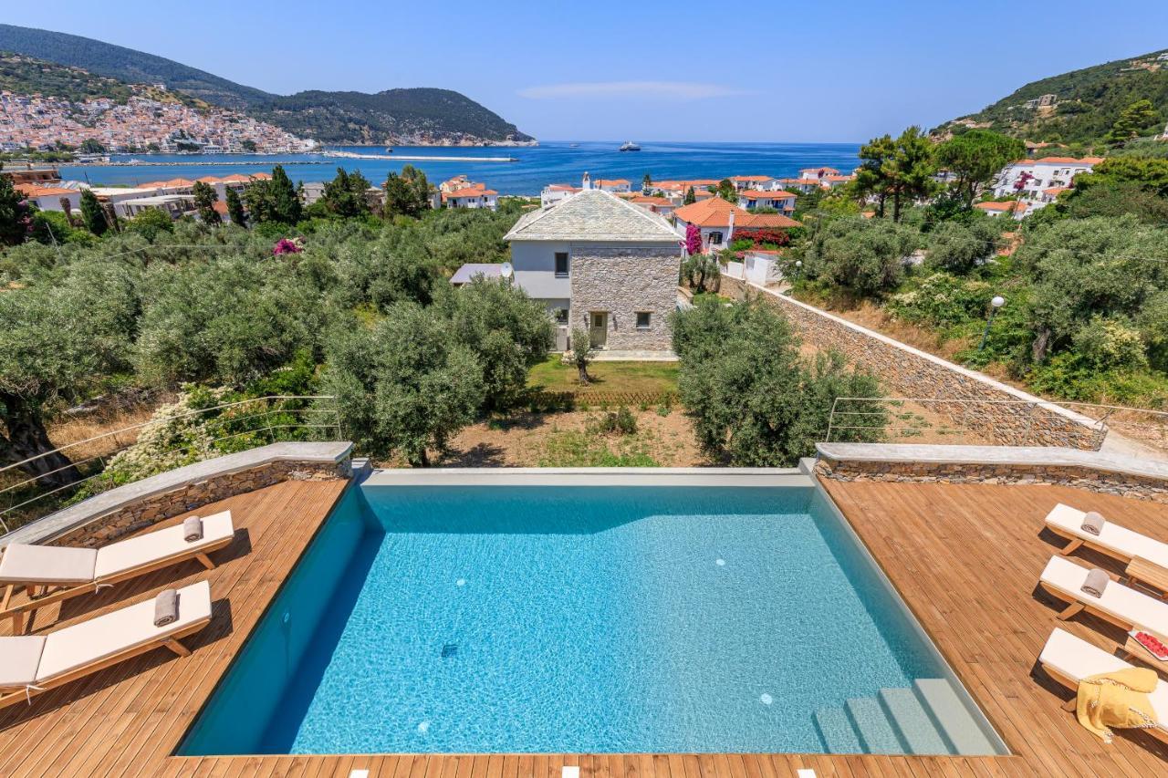 Kingstone 2 Skopelos Town