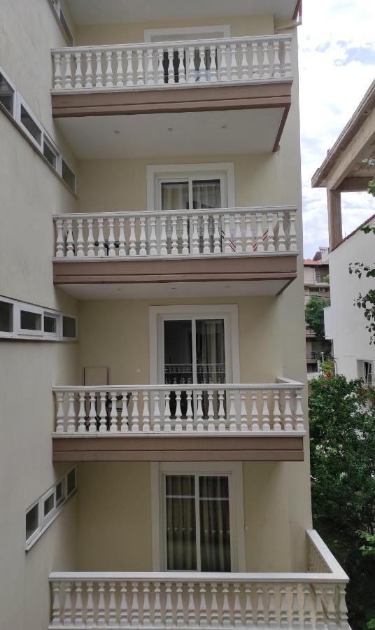 Rg Status Hotel