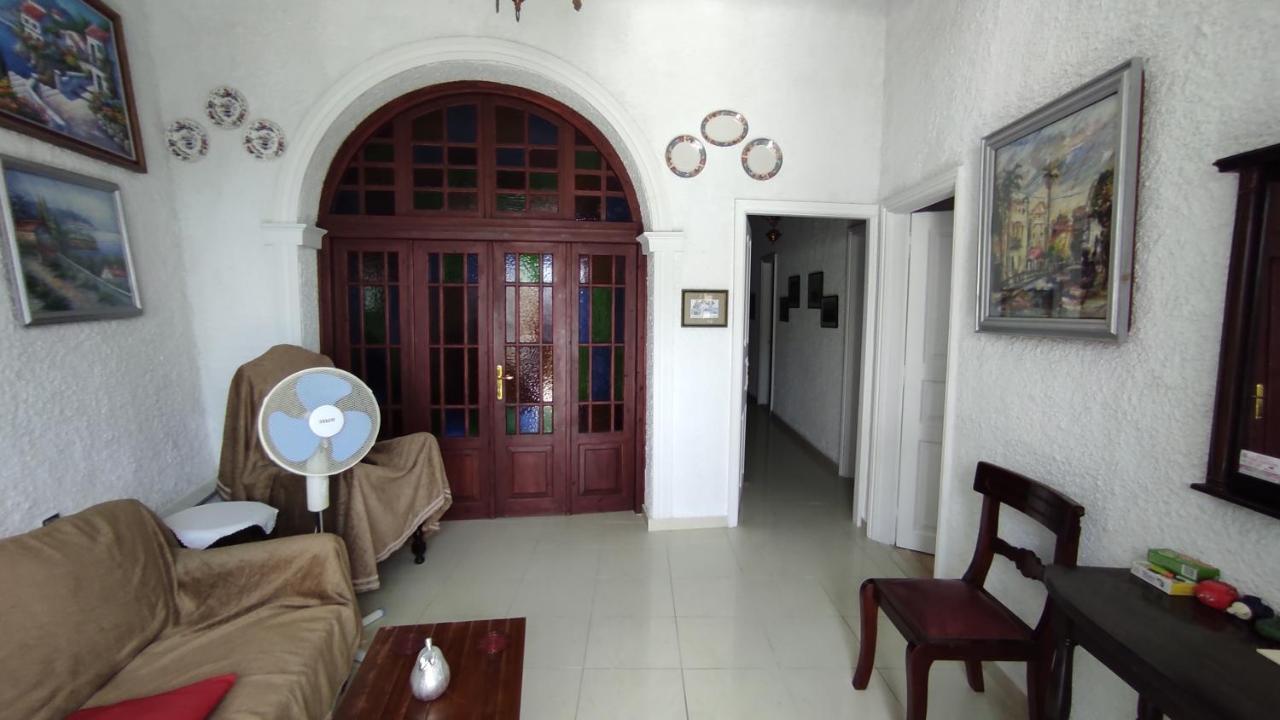 Akis Apartment *