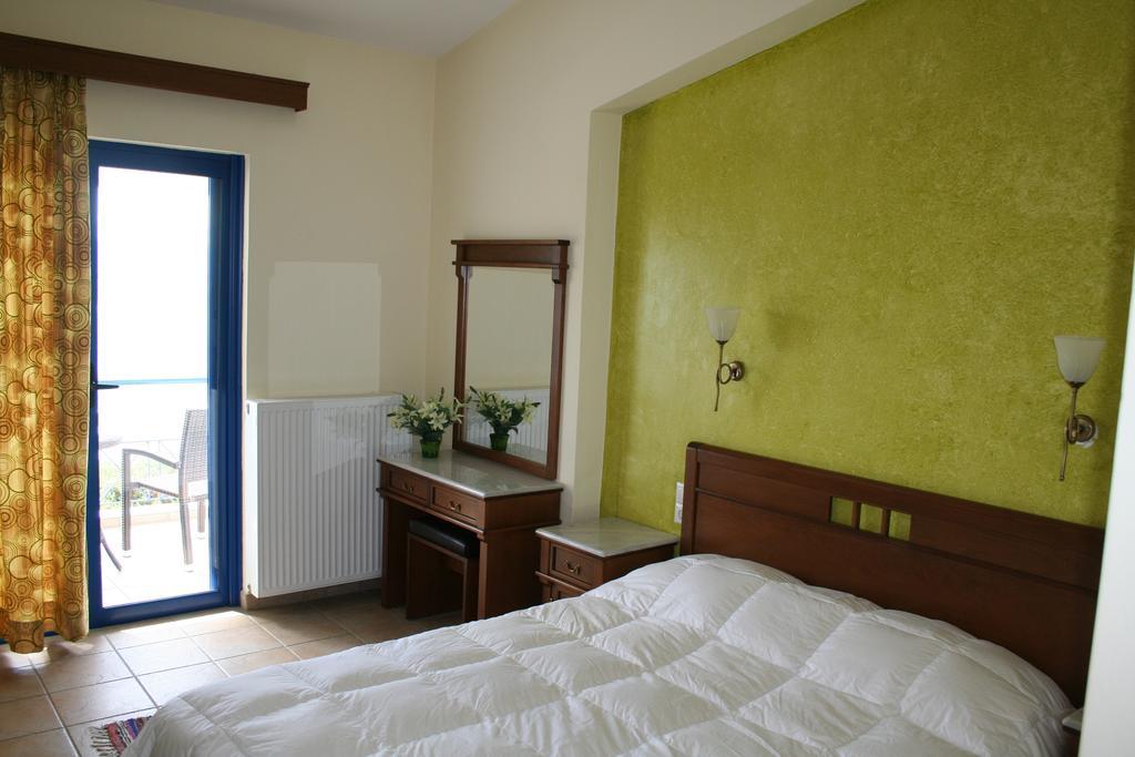 Agnadi Hotel Rovies