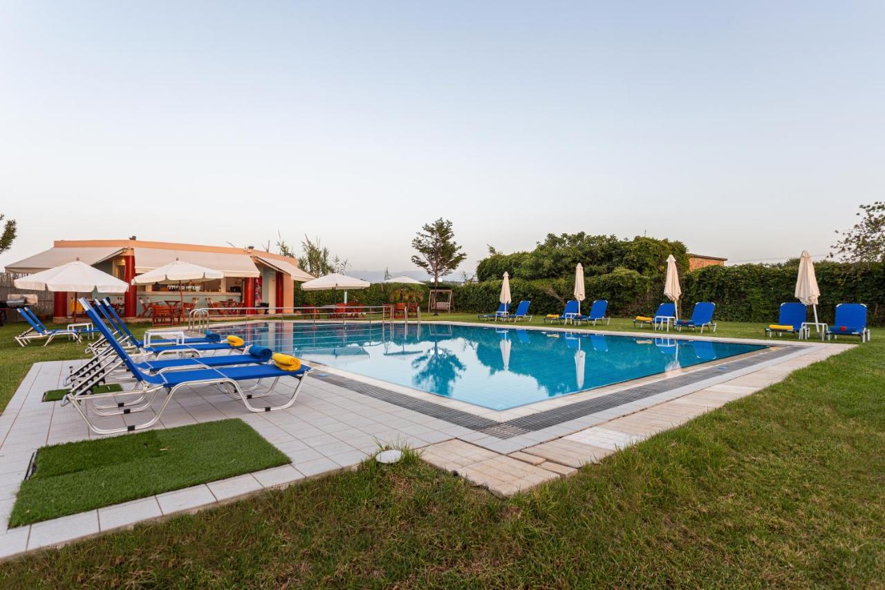 Alonia Aparthotel 2*