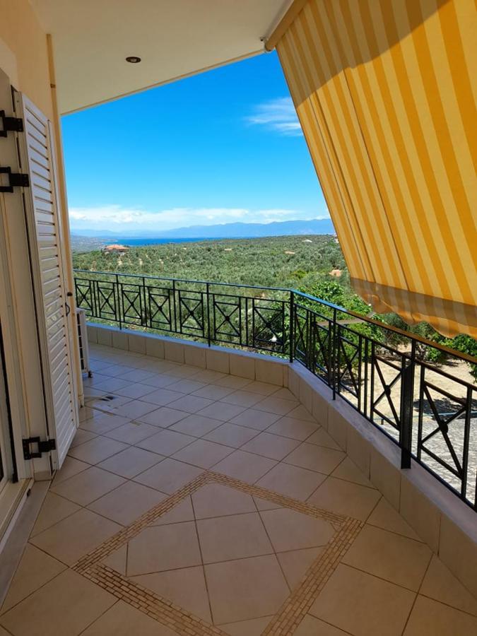 3 Asteria Apartment Kompoi