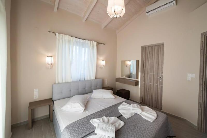 La E Bella Villa *