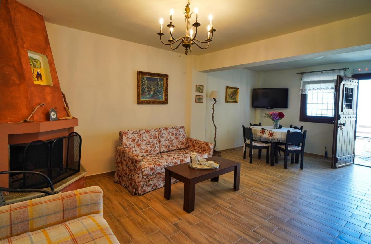 Hotel Petradi 3*