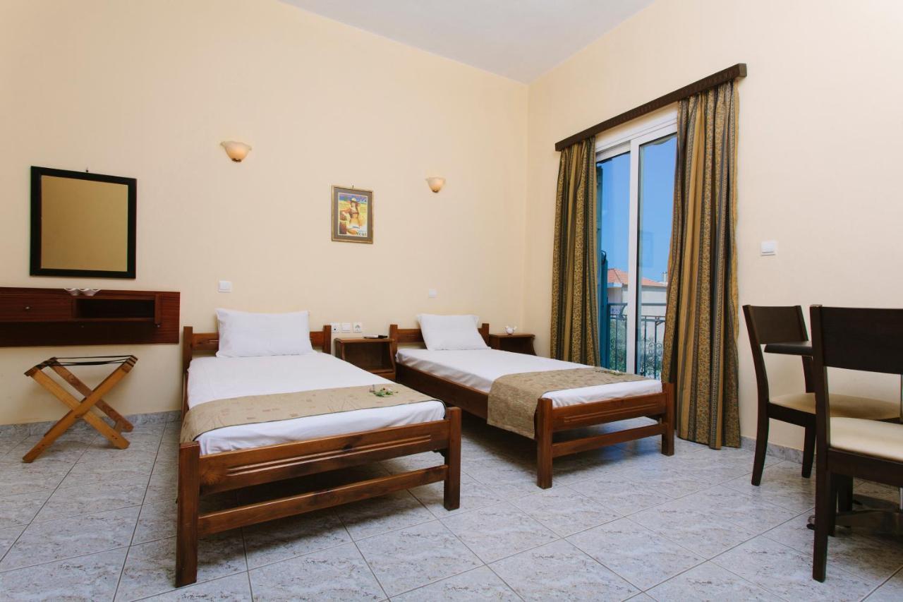 Loula And Hotel 2*
