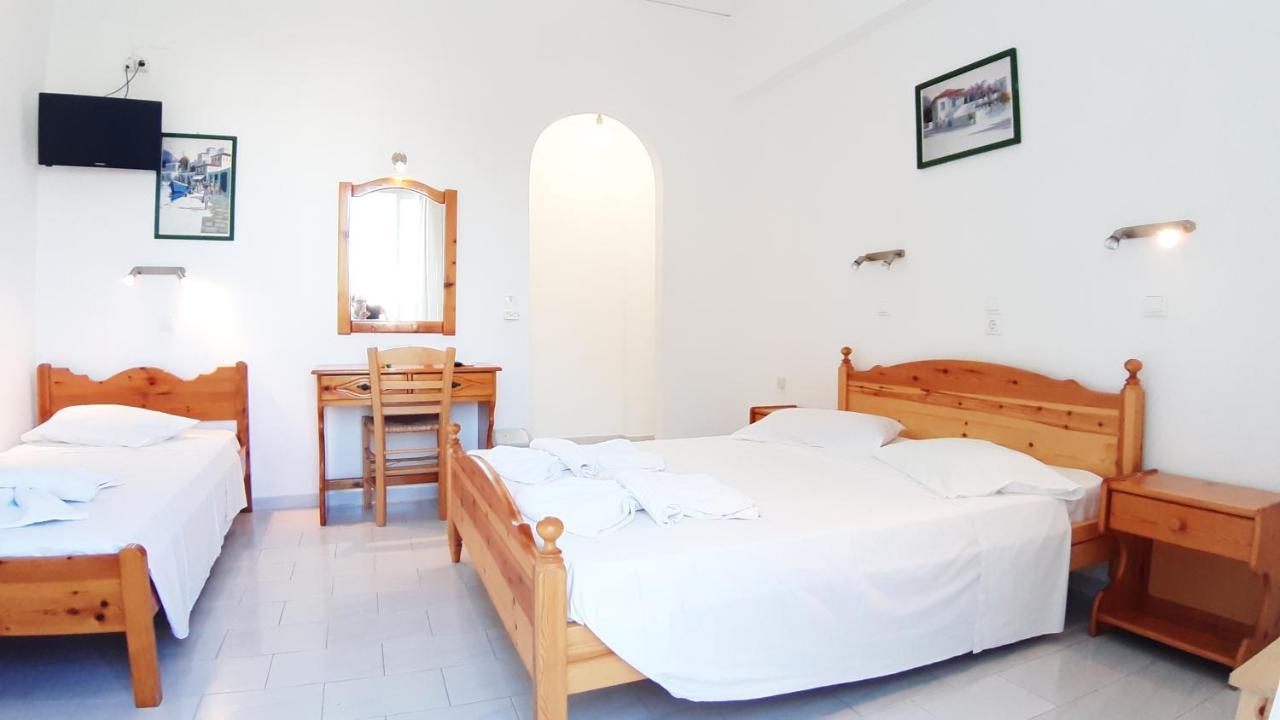Guest house Bizas & Parikia (Paros)
