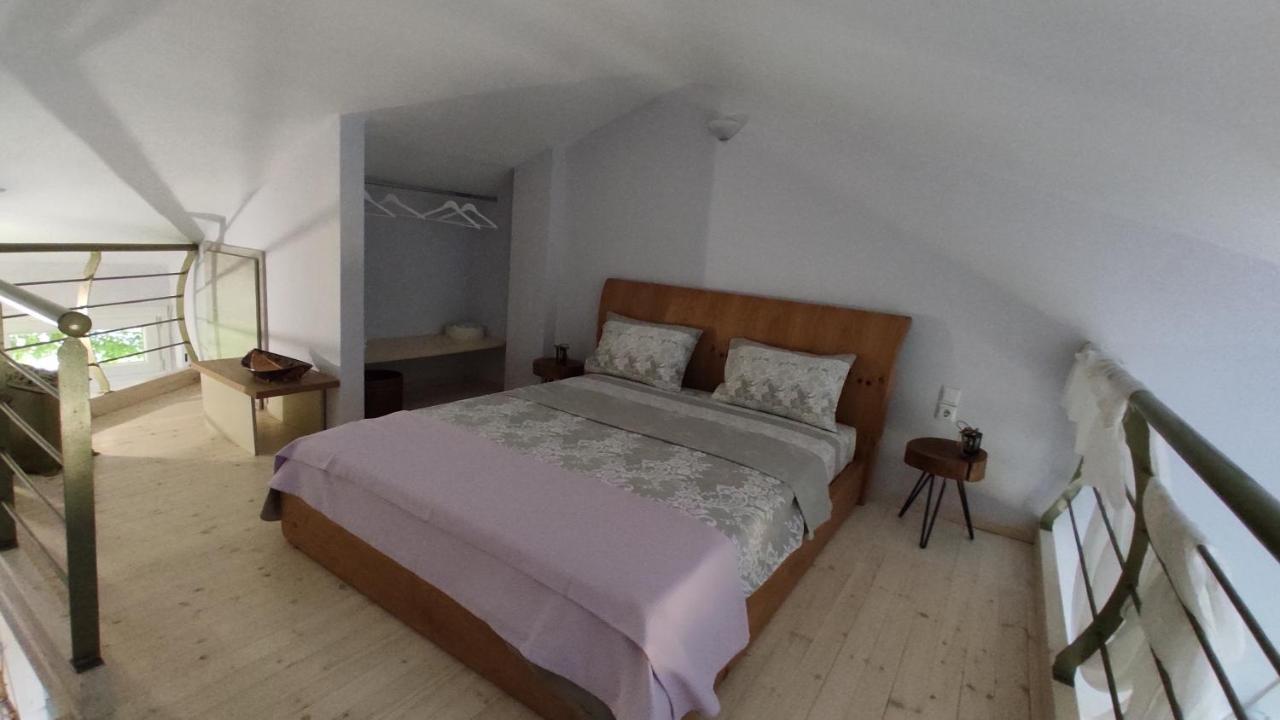 Holiday home Asterias Maisonette & *
