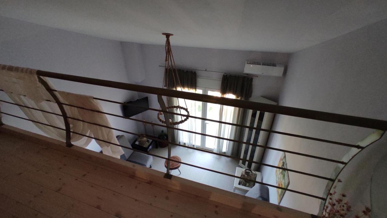 Asterias Maisonette & Holiday home *