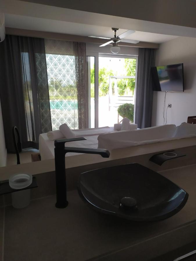 Seaview Fivos With Private Pool By Lefkadastay Lefkada City