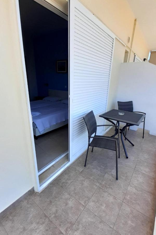 Nikolaki Hotel