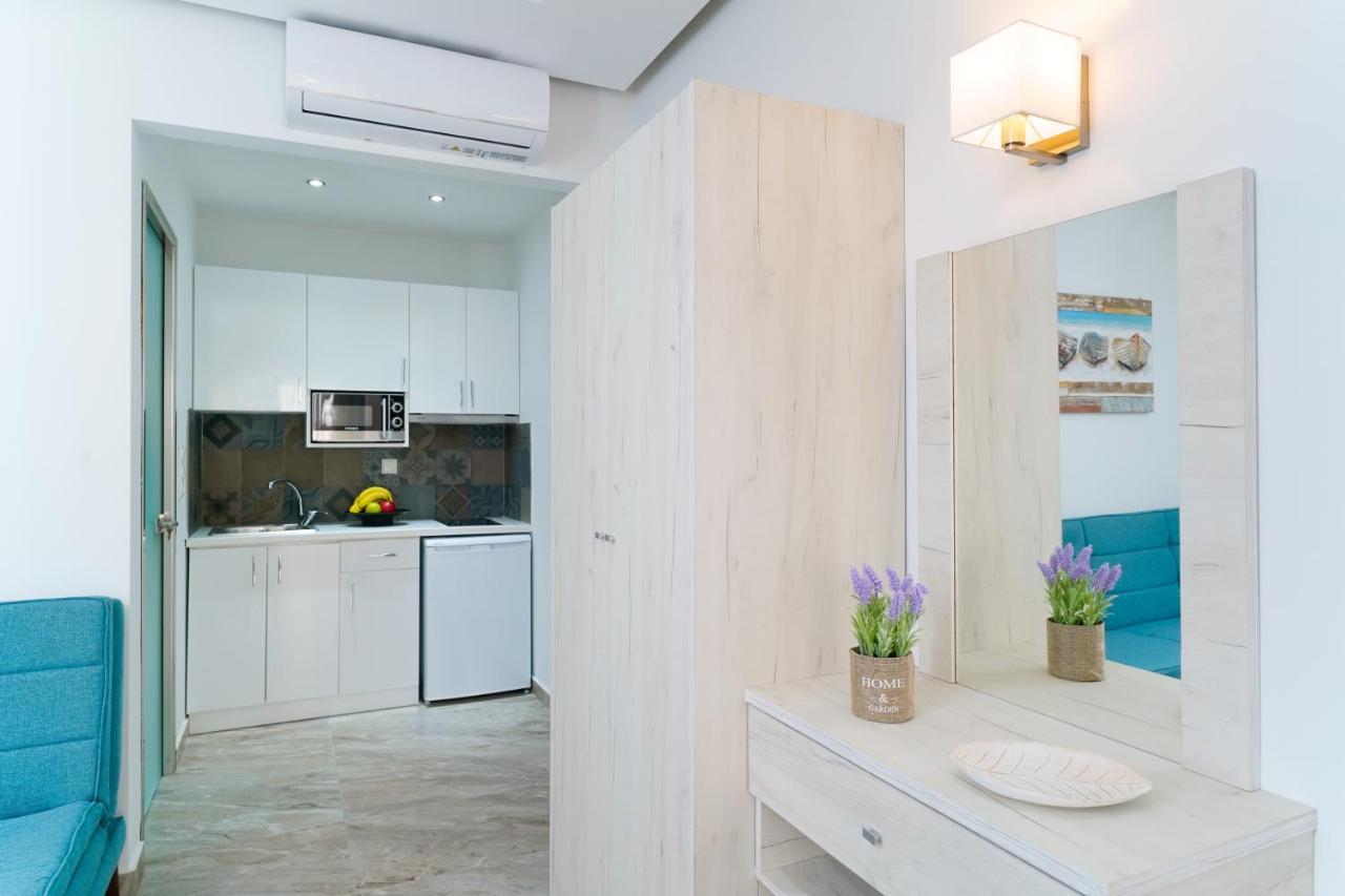 Tarsa's House By The Sea Apartment *