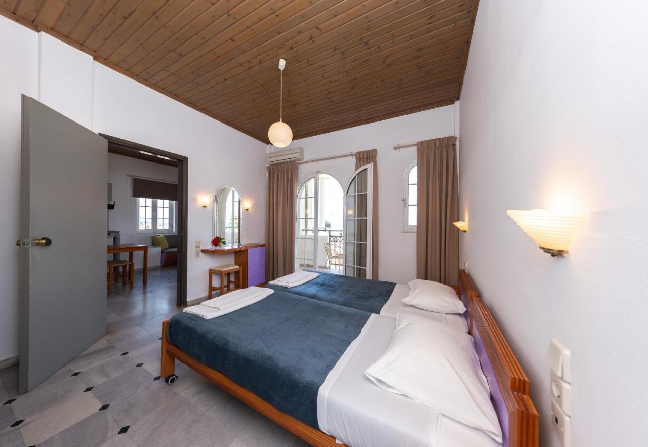 Aparthotel Manias Agia Marina (Crete)