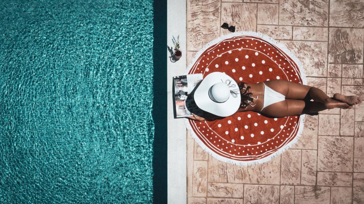 Villa Sophie - Sunny Retreat! *
